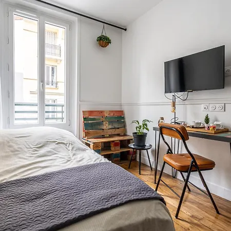 Au Marche Aux Puces De Ouen Séjour chez l'habitant Saint-Ouen (Seine-Saint-Denis)