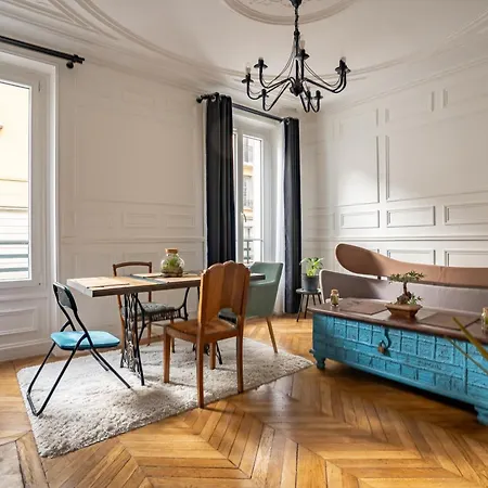 Au Marche Aux Puces De Ouen Séjour chez l'habitant Saint-Ouen (Seine-Saint-Denis)