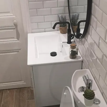 Au Marche Aux Puces De Ouen Séjour chez l'habitant